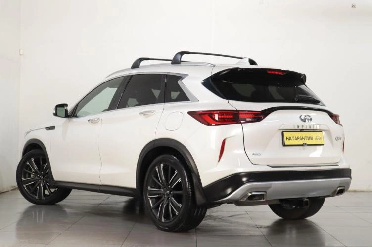 Infiniti QX50 4 из 6
