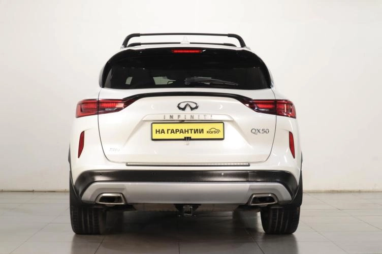 Infiniti QX50 5 из 6