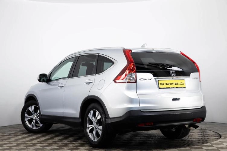 Honda CR-V 6 из 6