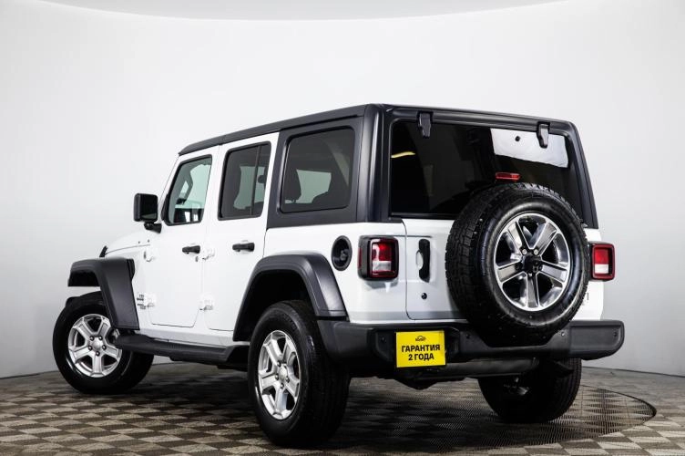 Jeep Wrangler 6 из 6