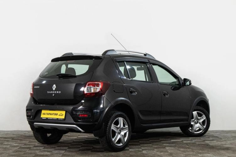 Renault Sandero 4 из 6