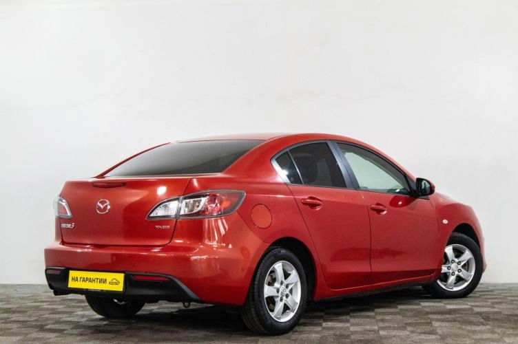 Mazda 3 4 из 6