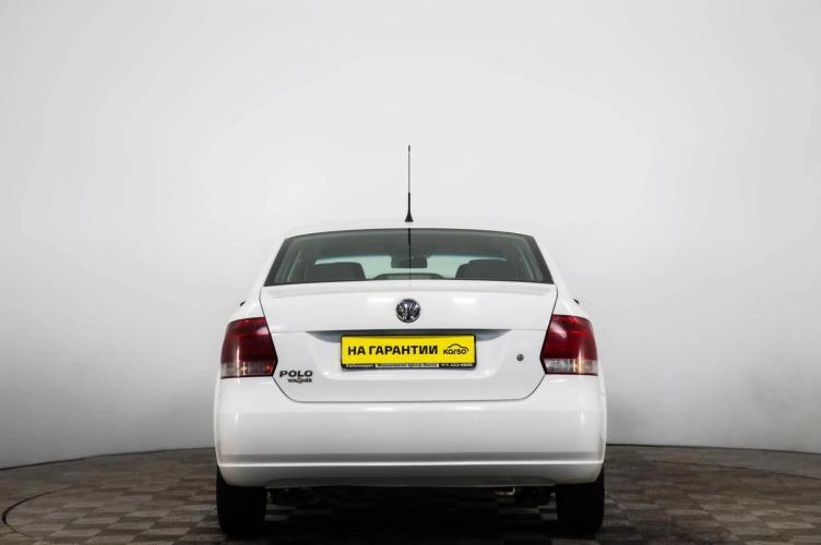Volkswagen Polo 5 из 6