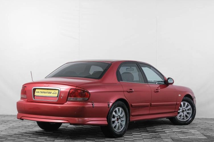 Hyundai Sonata 6 из 6