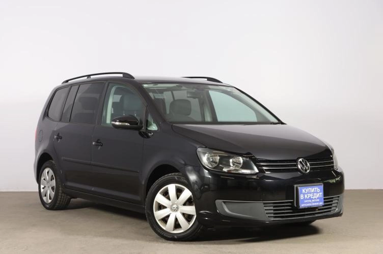 Volkswagen Touran 1 из 6