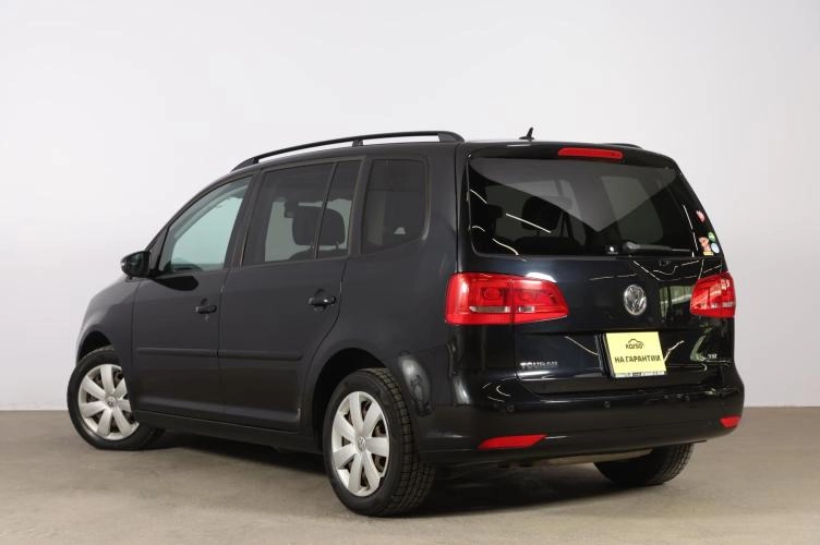 Volkswagen Touran 4 из 6