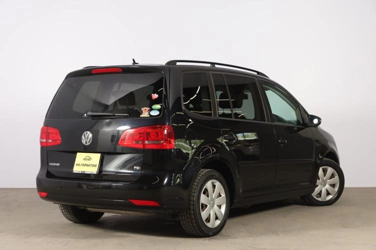 Volkswagen Touran 6 из 6