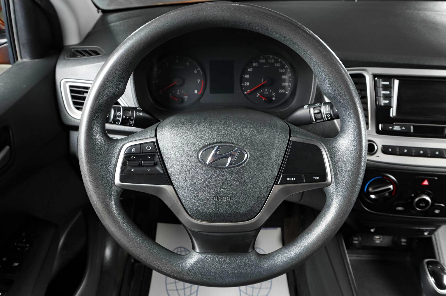 Hyundai Solaris 13 из 19