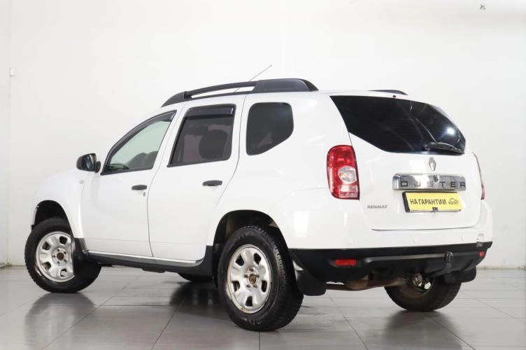 Renault Duster 4 из 6