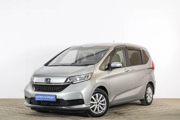 Honda Freed 3 из 6