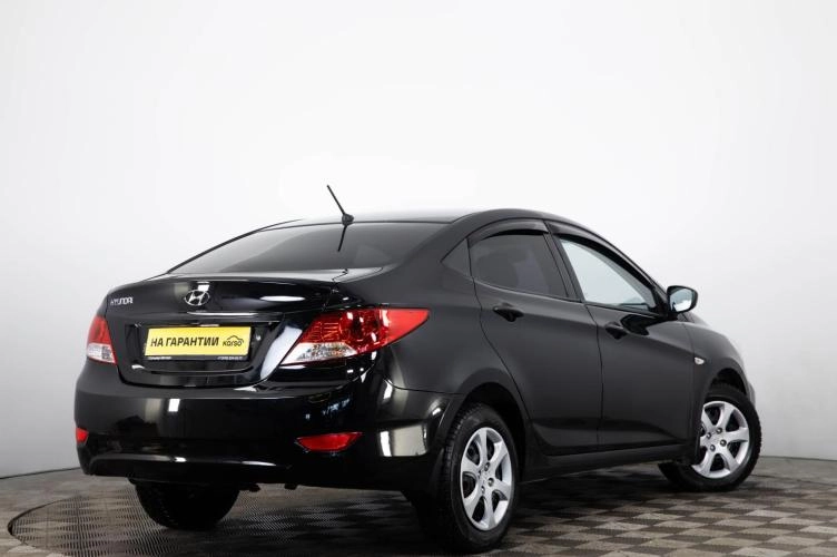 Hyundai Solaris 4 из 6