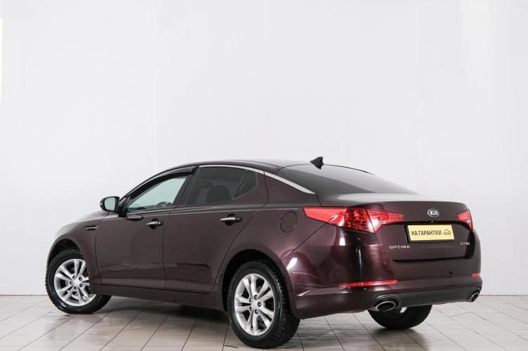 KIA Optima 4 из 6