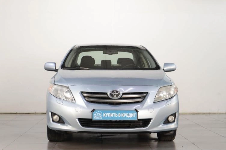 Toyota Corolla 2 из 6