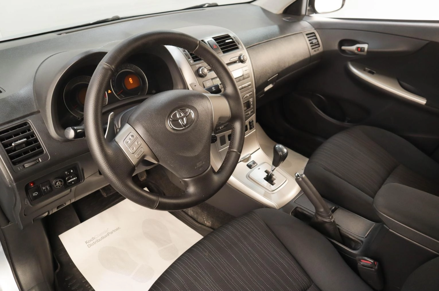 Toyota Corolla 8 из 19