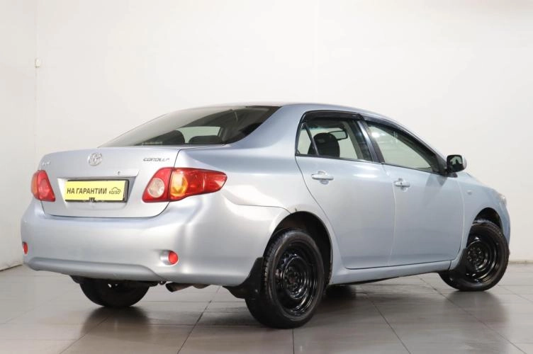 Toyota Corolla 6 из 6