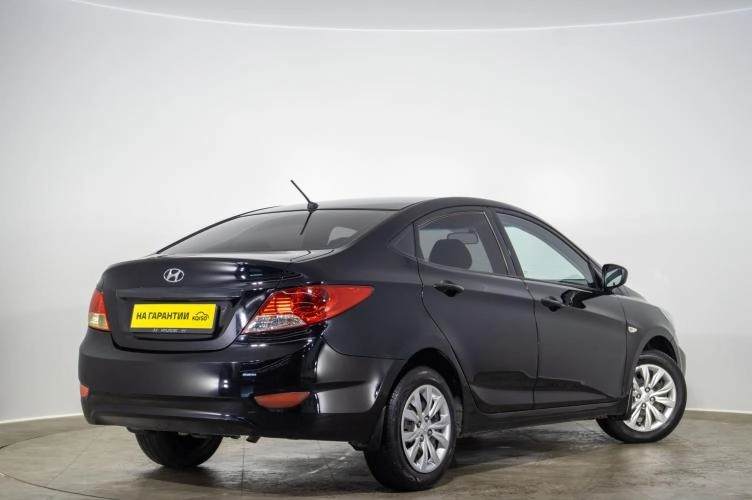 Hyundai Solaris 4 из 6