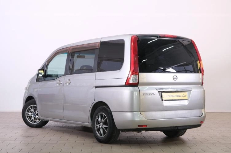 Nissan Serena 4 из 6