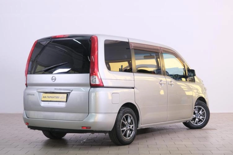 Nissan Serena 6 из 6