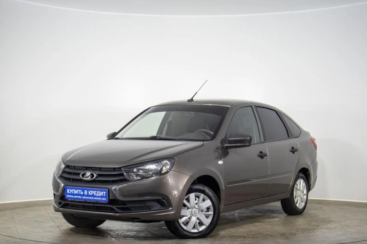 ВАЗ (LADA) Granta 3 из 6