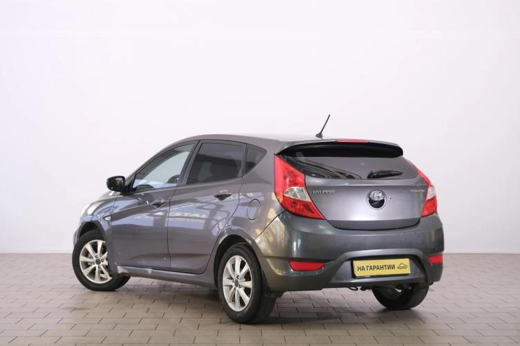 Hyundai Solaris 4 из 6