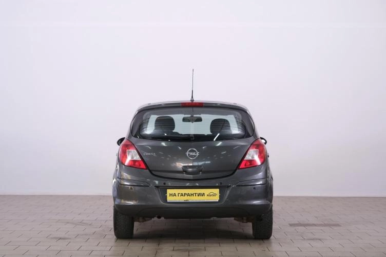Opel Corsa 5 из 6