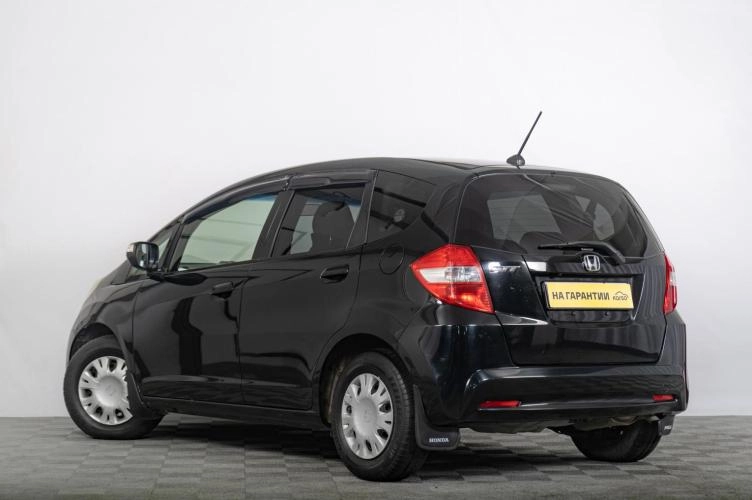 Honda Fit 5 из 6