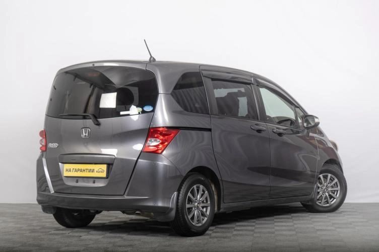 Honda Freed 6 из 6
