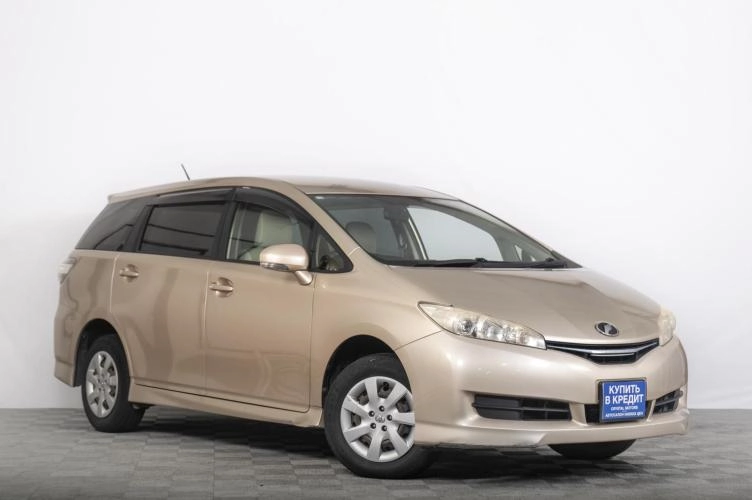 Toyota Wish 1 из 6