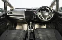Honda Fit 8 из 16