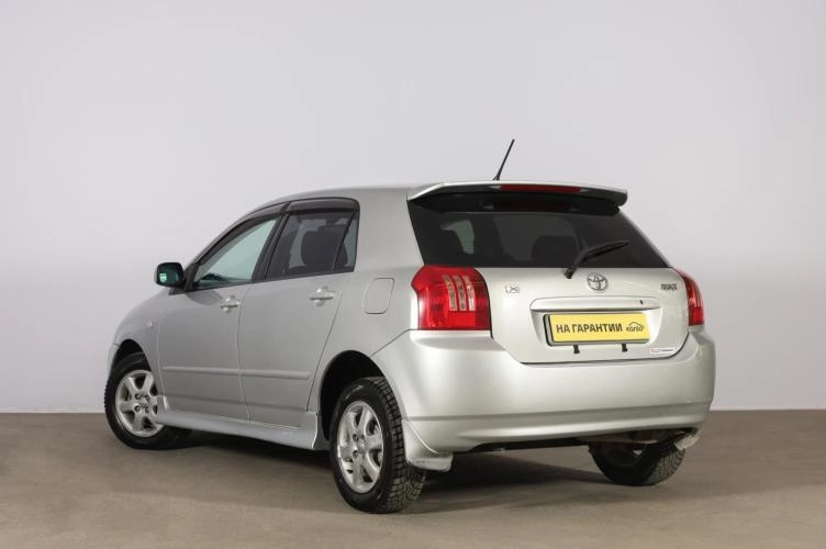 Toyota Corolla Runx 4 из 6