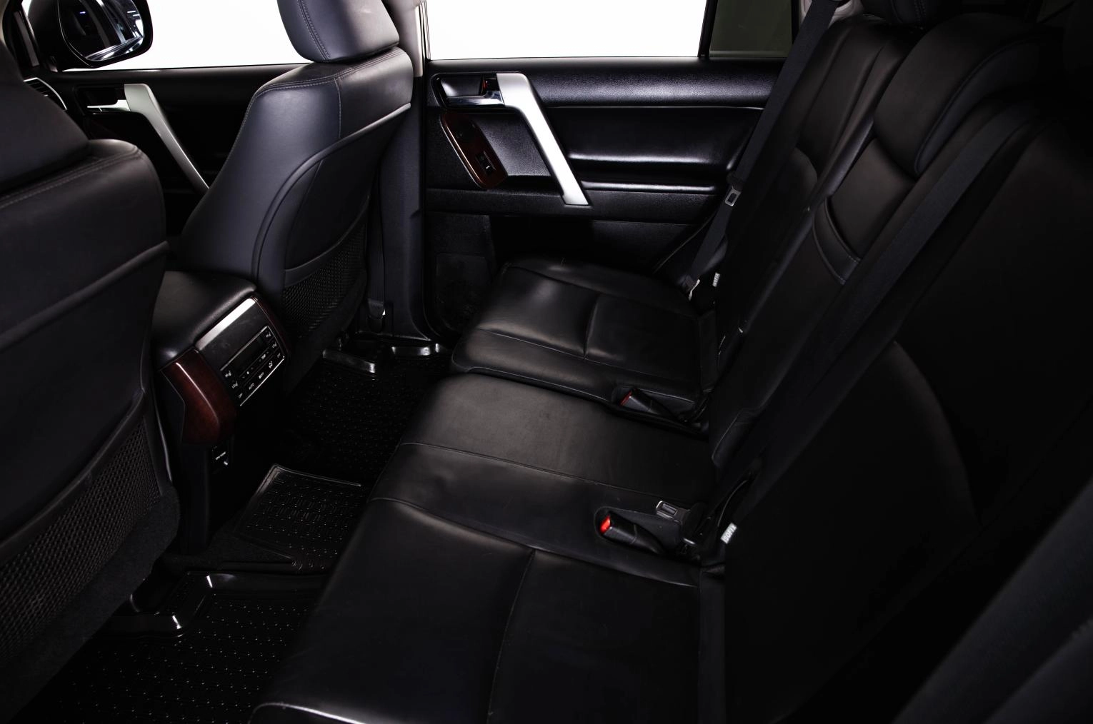 Toyota Land Cruiser Prado 11 из 30