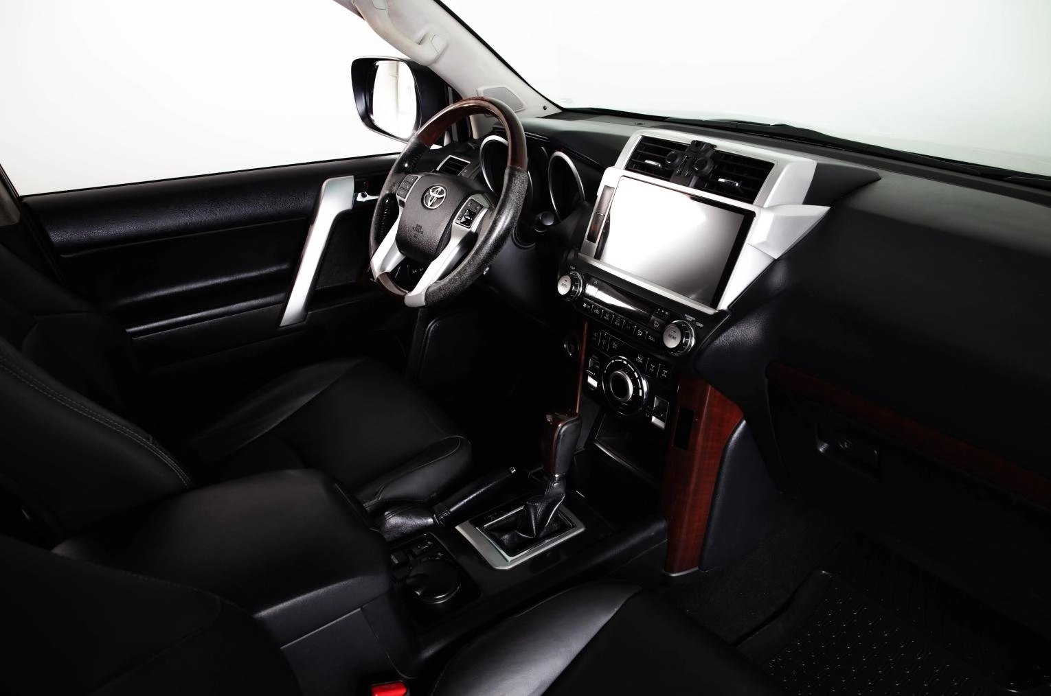 Toyota Land Cruiser Prado 13 из 30