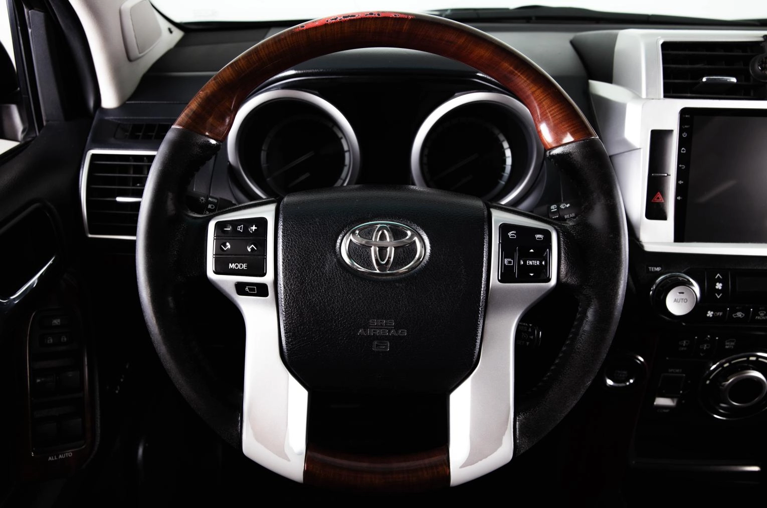 Toyota Land Cruiser Prado 17 из 30