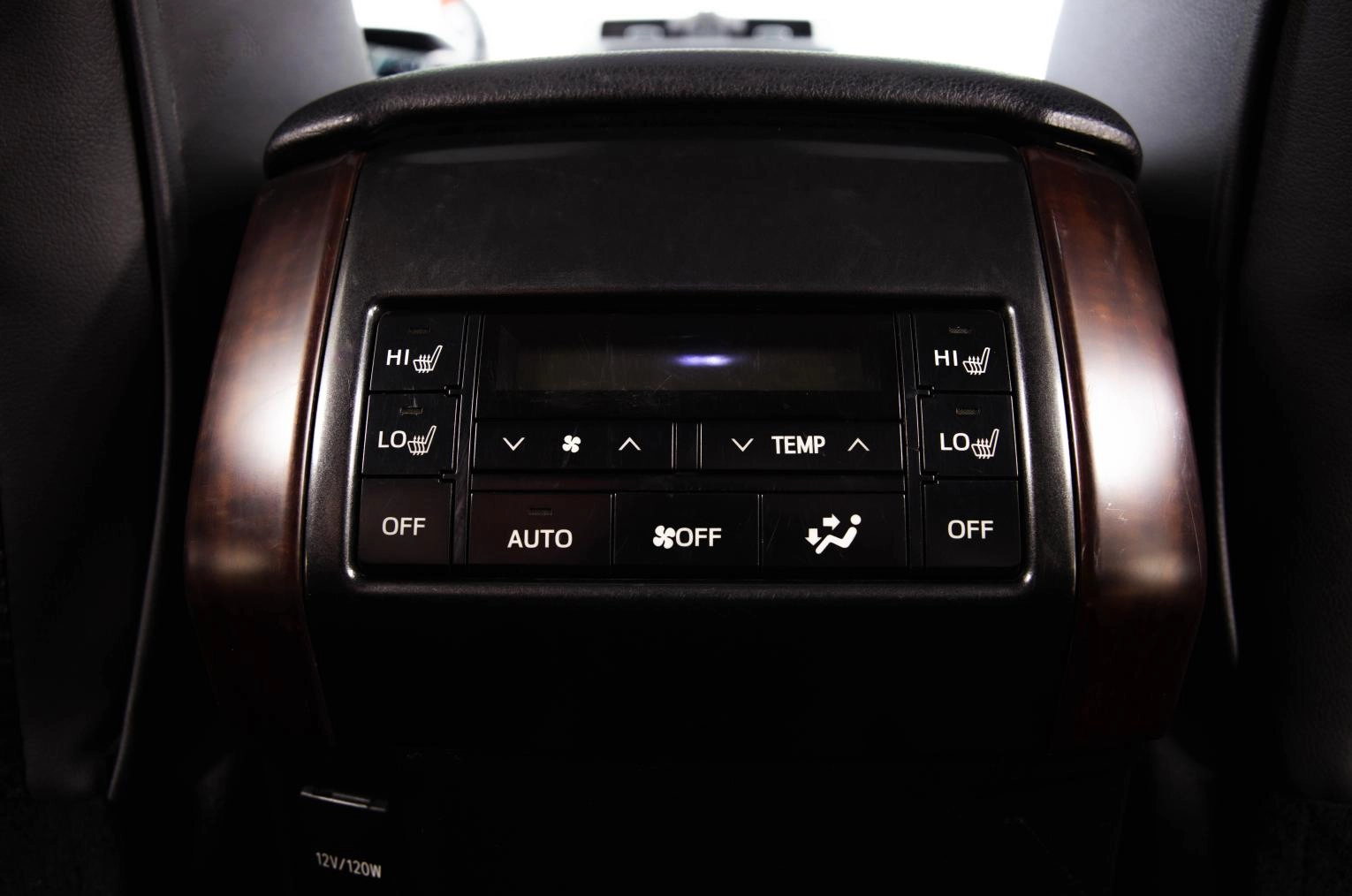 Toyota Land Cruiser Prado 24 из 30