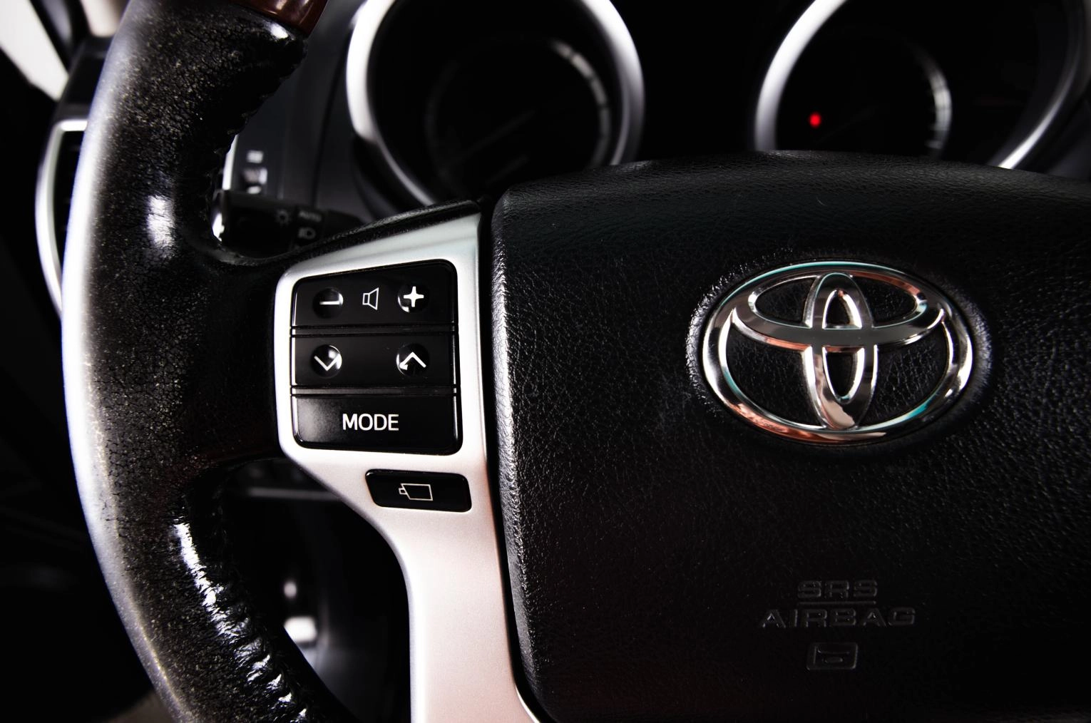 Toyota Land Cruiser Prado 18 из 30