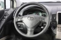 Toyota Corolla Verso 11 из 18