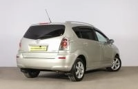 Toyota Corolla Verso 6 из 18