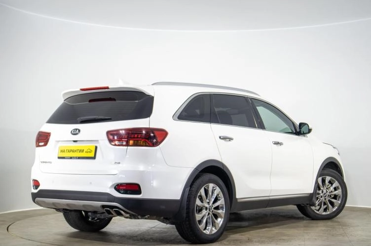KIA Sorento Prime 4 из 6