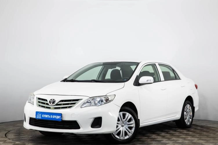 Toyota Corolla 3 из 6