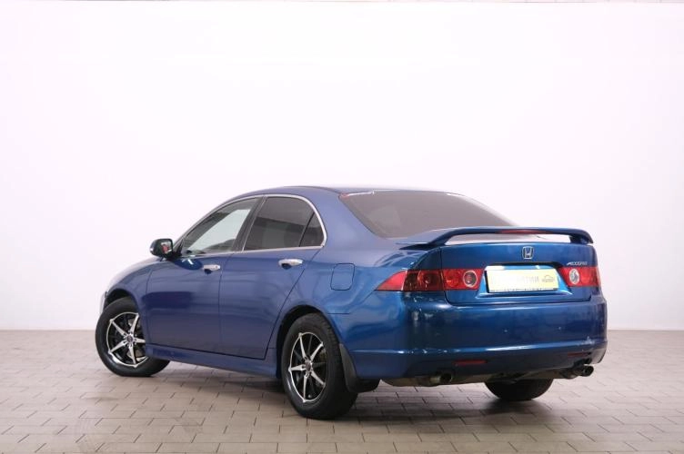 Honda Accord 4 из 6