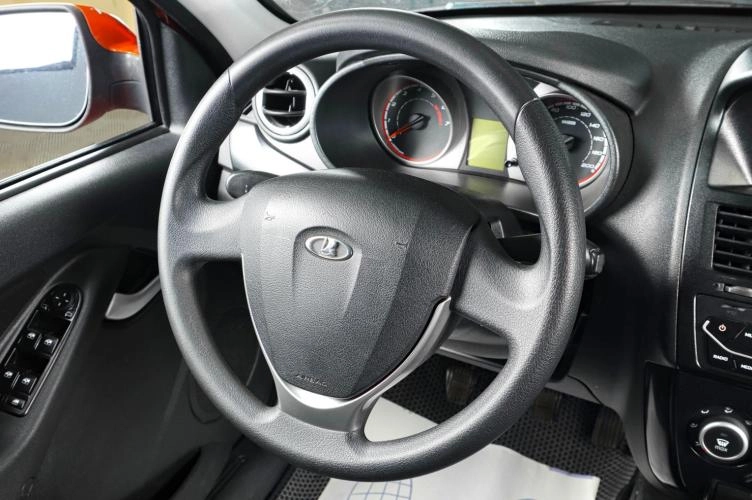ВАЗ (LADA) Kalina 11 из 16