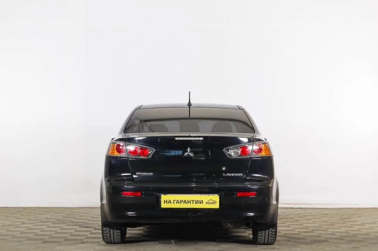 Mitsubishi Lancer 5 из 6