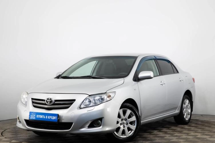 Toyota Corolla 3 из 6