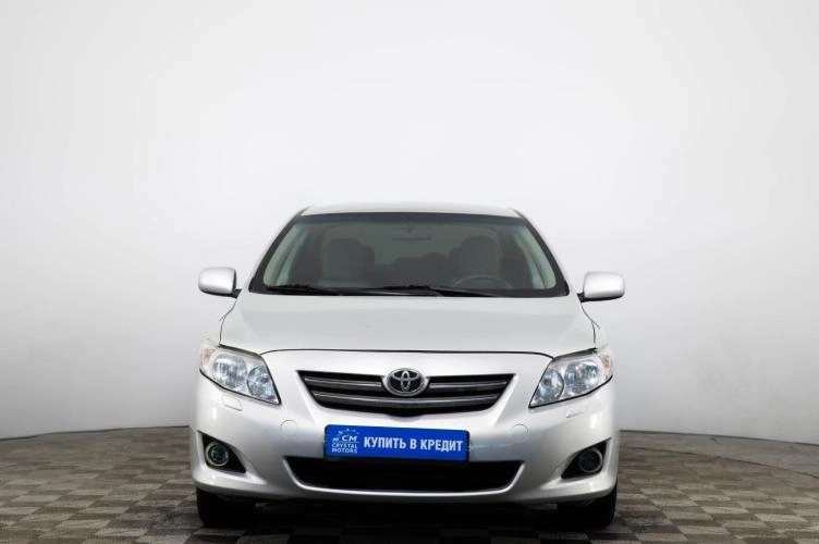Toyota Corolla 2 из 6
