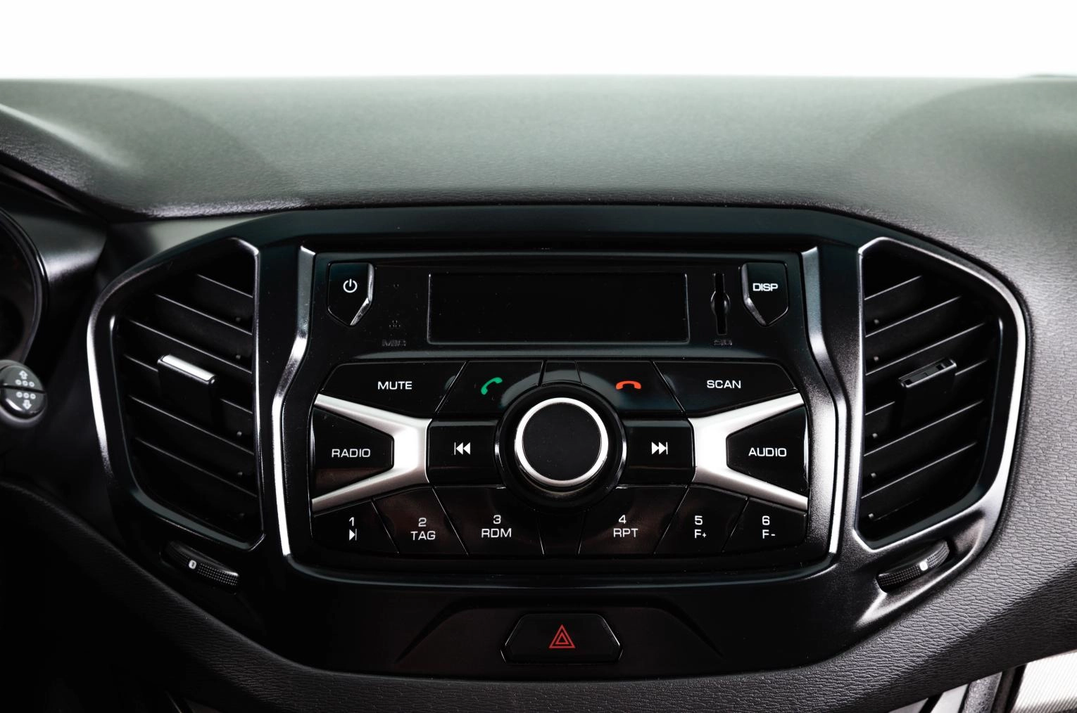 ВАЗ (LADA) Vesta 16 из 20