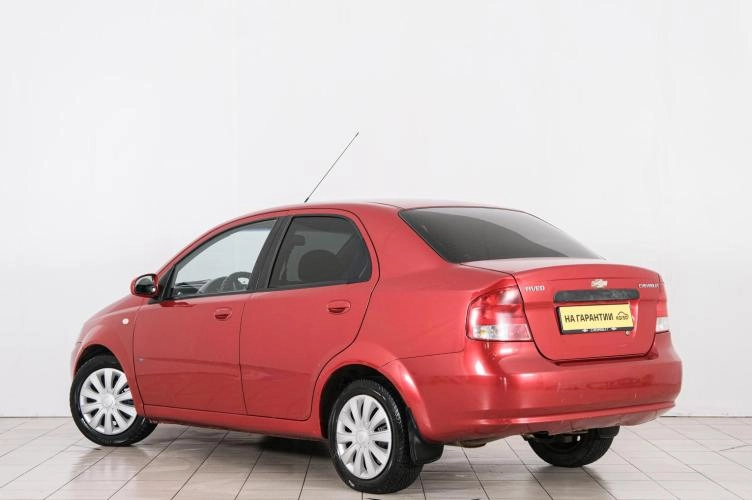 Chevrolet Aveo 4 из 6