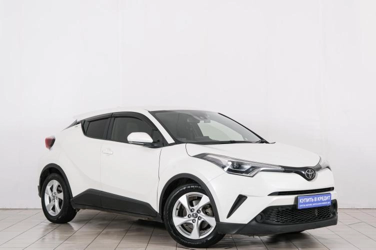 Toyota C-HR 1 из 6