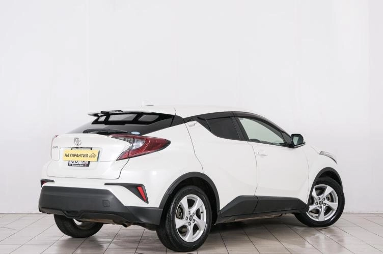 Toyota C-HR 6 из 6