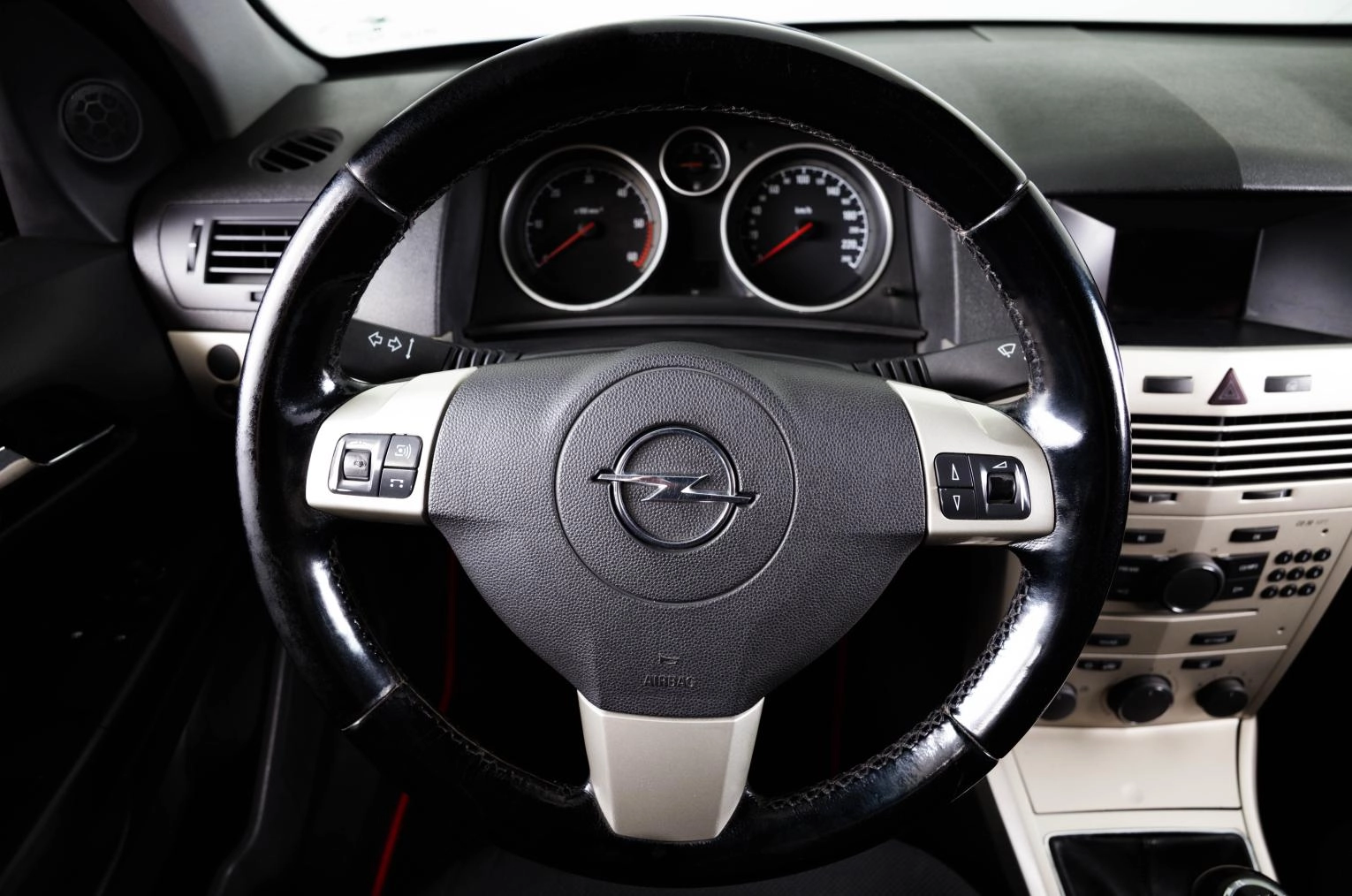 Opel Astra 15 из 22