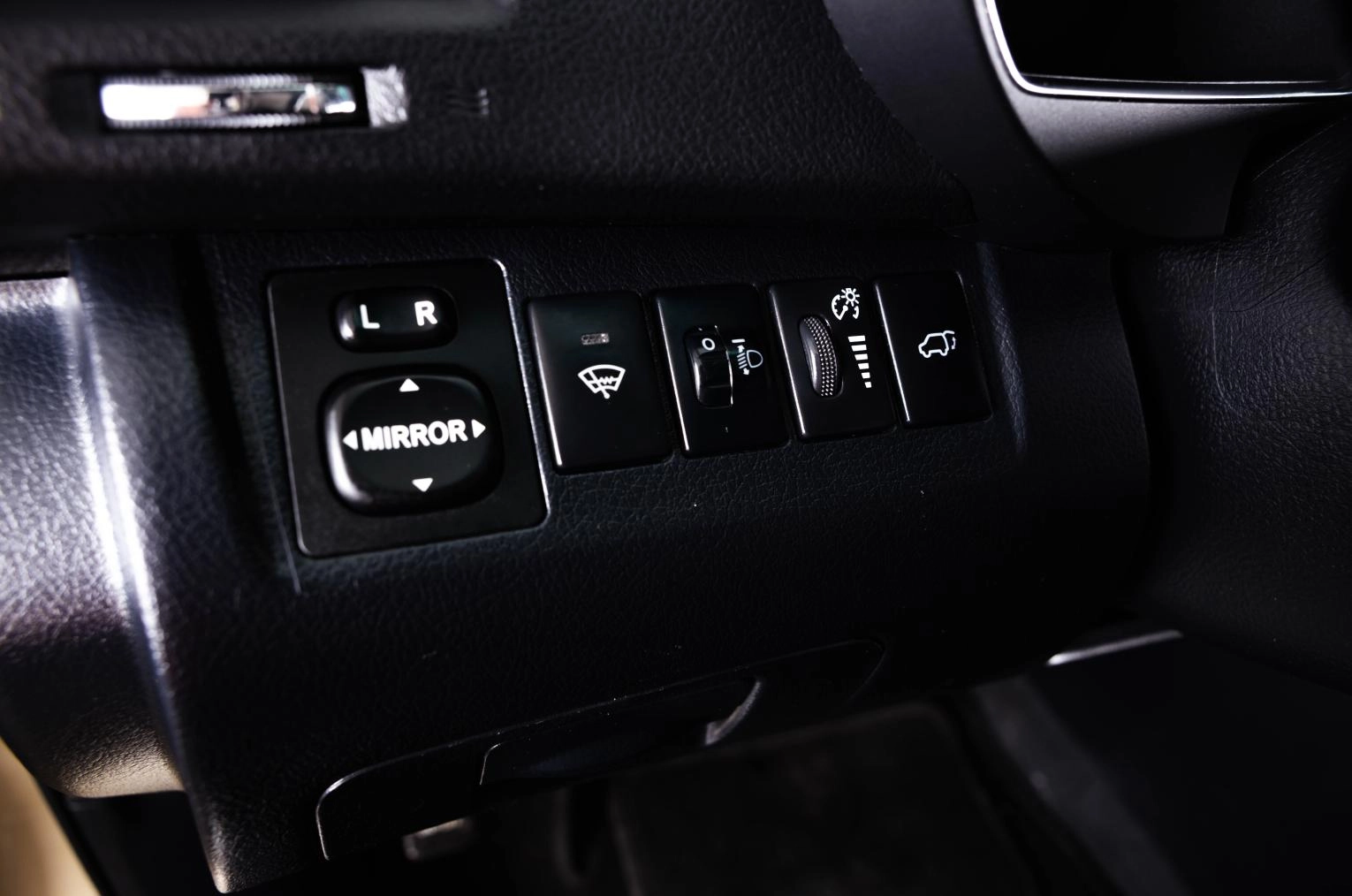 Toyota Highlander 25 из 28